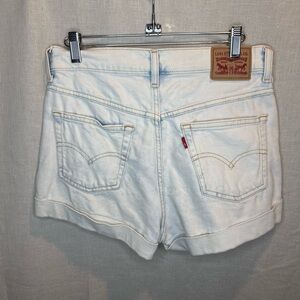 Levi’s Light Wash Denim Shorts Size 27 High Rise Cuffed Hem